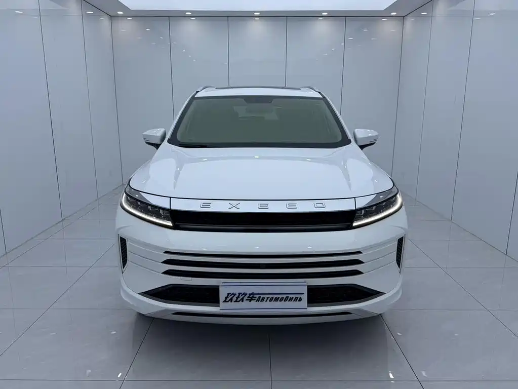 Exeed Zhaofeng — фото 2