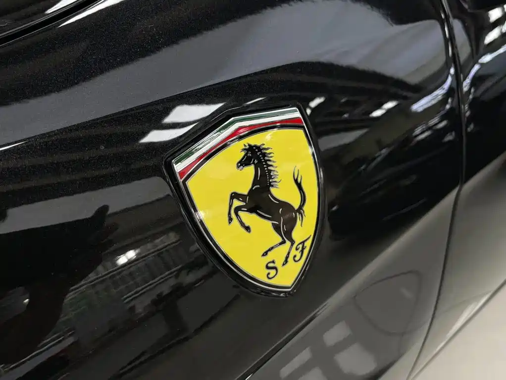 Ferrari GTC4Lusso — фото 5