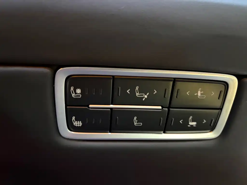 Ford Tourneo — фото 11