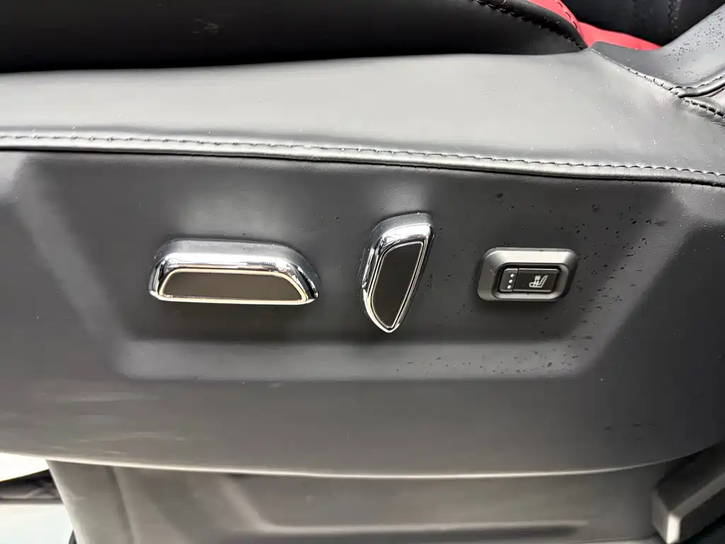 Ford Tourneo — фото 18