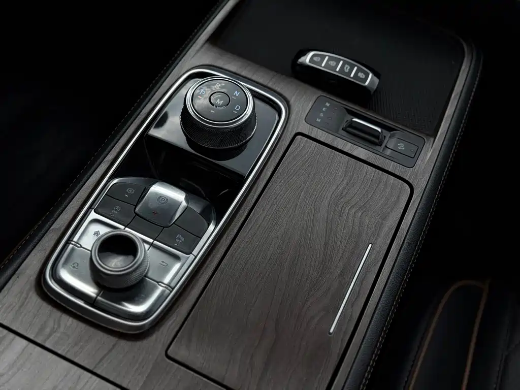 Ford Equator — фото 13