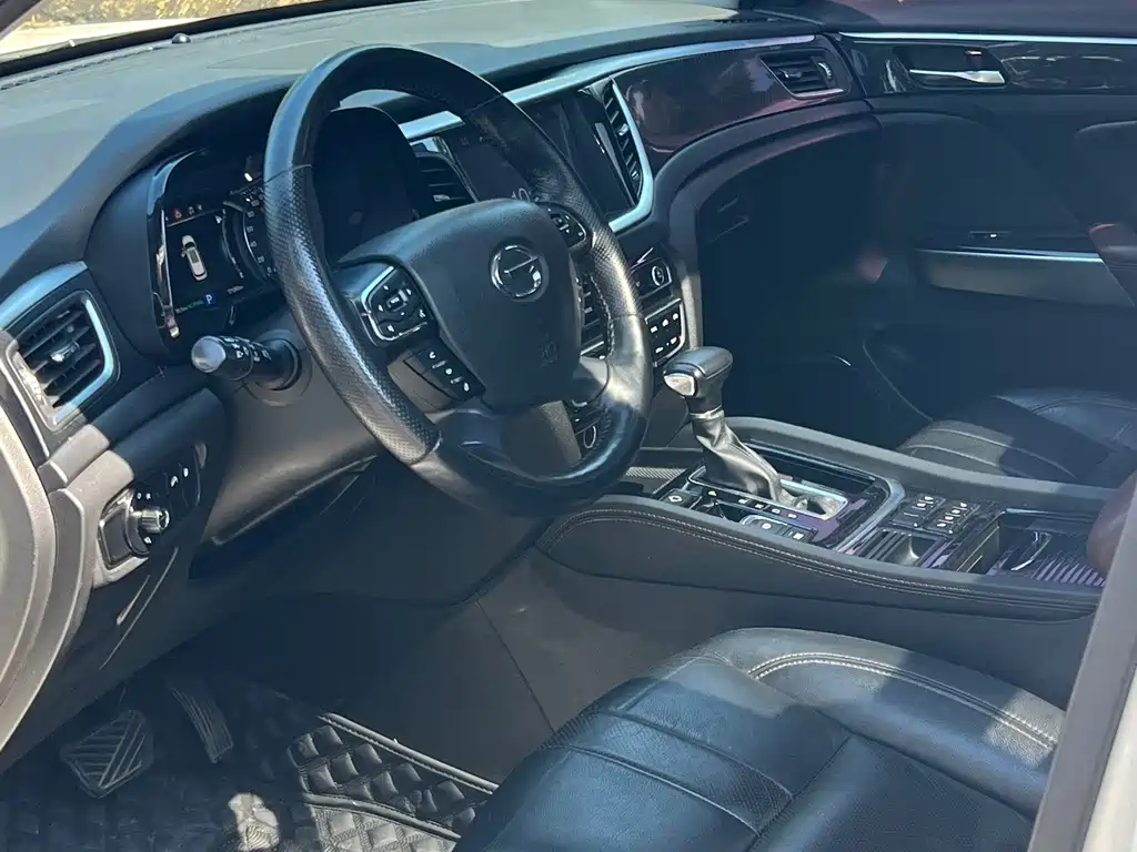 GAC Motor Trumpchi GS7 — фото 8