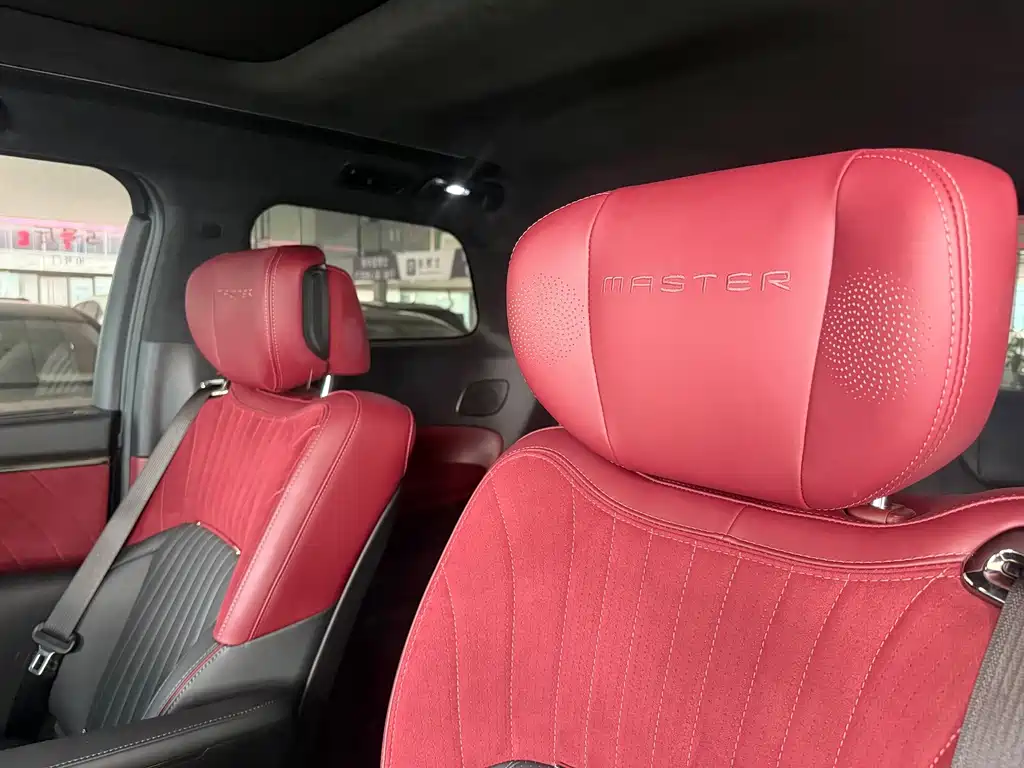 GAC Motor Trumpchi M8 — фото 8