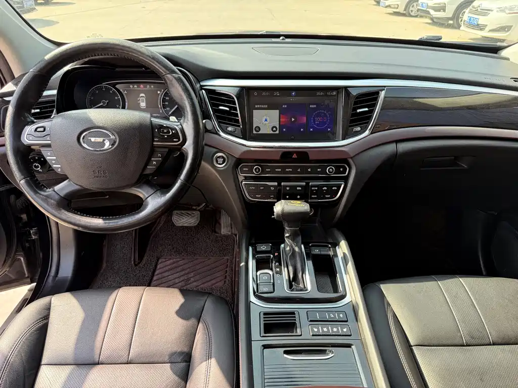 GAC Motor Trumpchi GS8 — фото 7