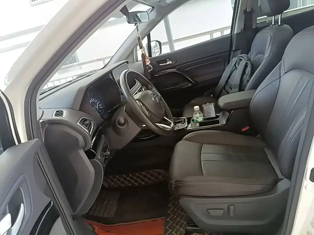 GAC Motor Trumpchi GS4 — фото 15