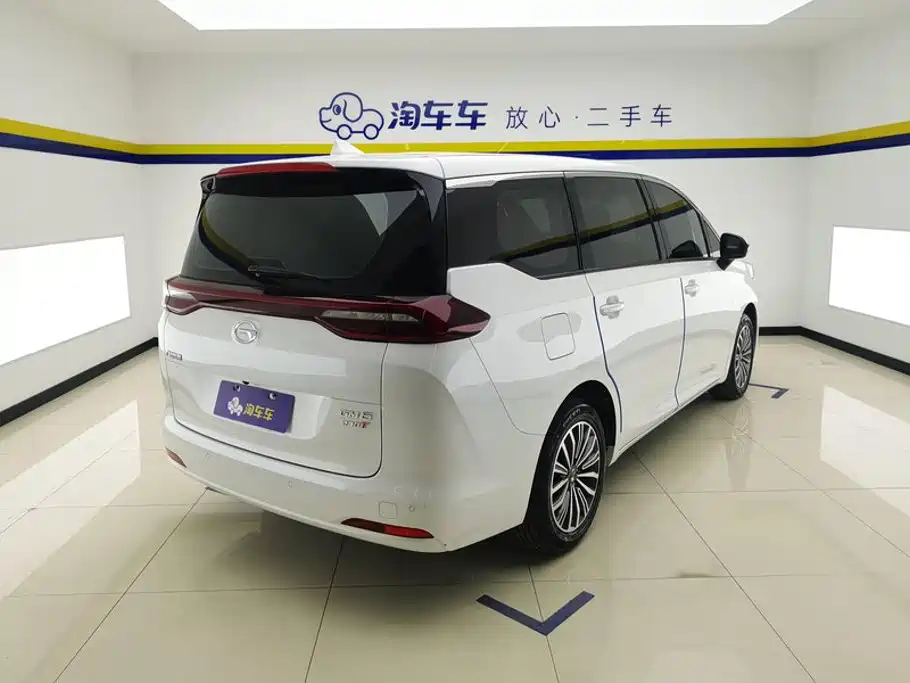 GAC Motor Trumpchi M6 — фото 3