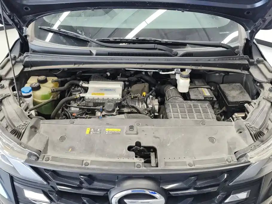 GAC Motor Trumpchi M6 — фото 10