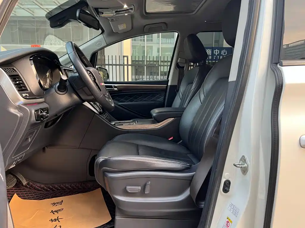 GAC Motor Trumpchi M8 — фото 3