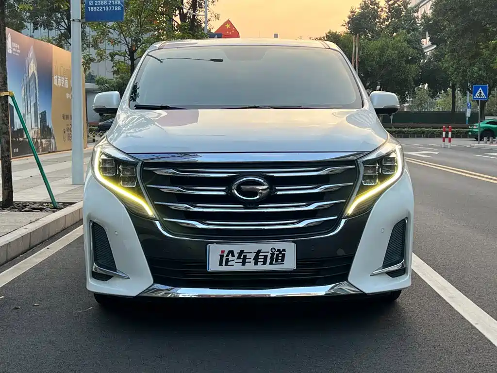 GAC Motor Trumpchi M8 — фото 24