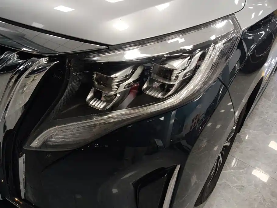 GAC Motor Trumpchi M8 — фото 5