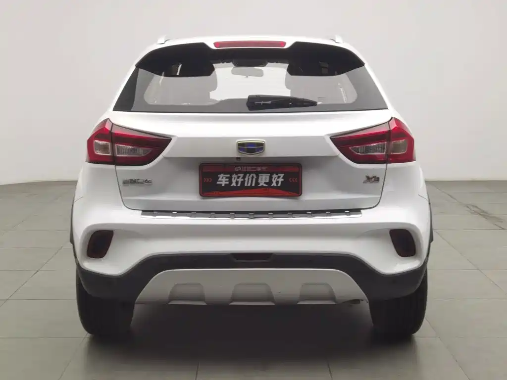 Geely Vision X3 — фото 4