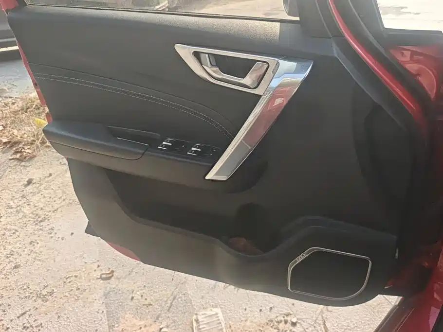 Geely Vision X3 — фото 7