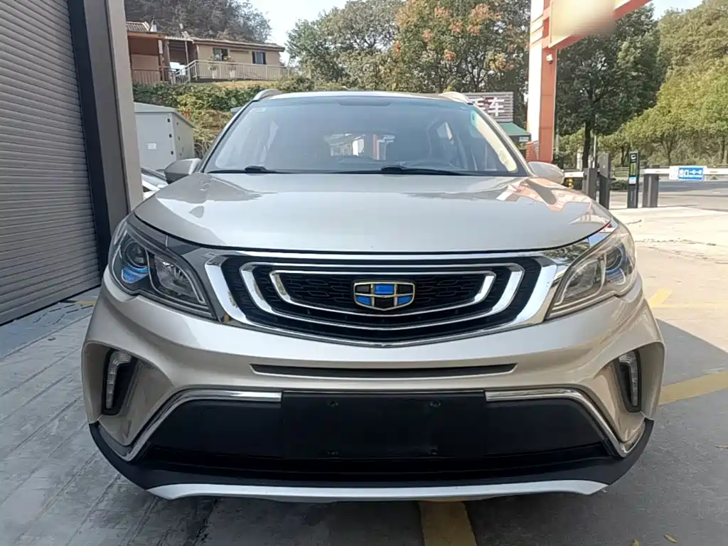 Geely Vision X3 — фото 3