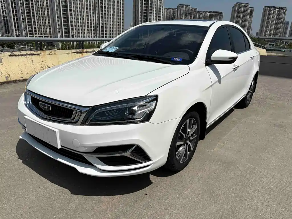 Geely Emgrand — фото 1