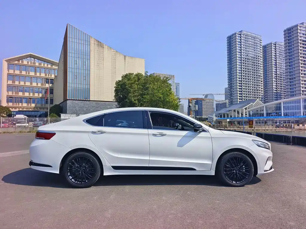 Geely Borui — фото 15