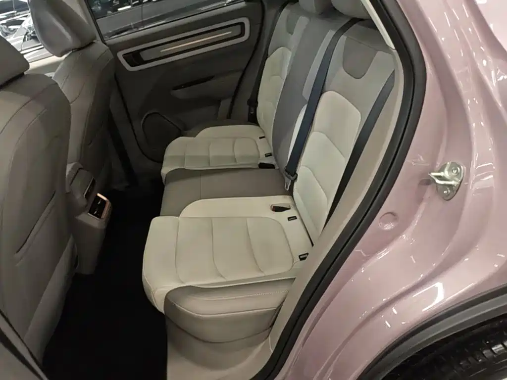 Geely Icon — фото 17