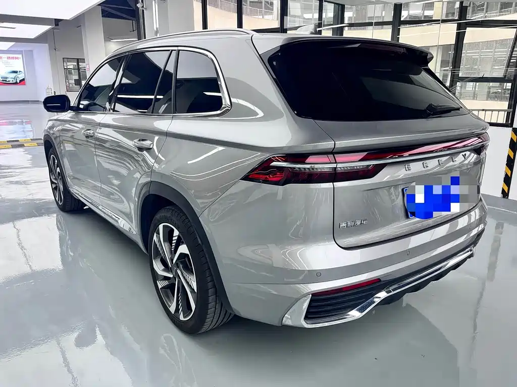 Geely Xingyue L — фото 17