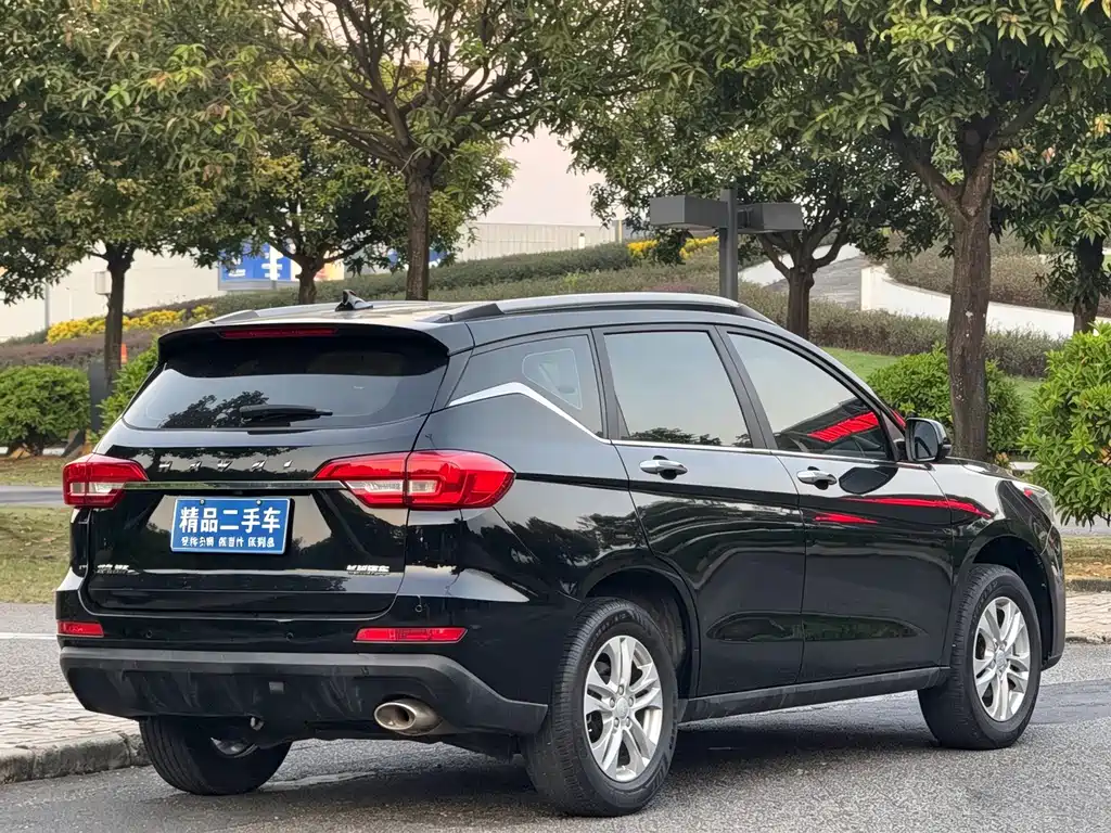 Haval M6 — фото 17