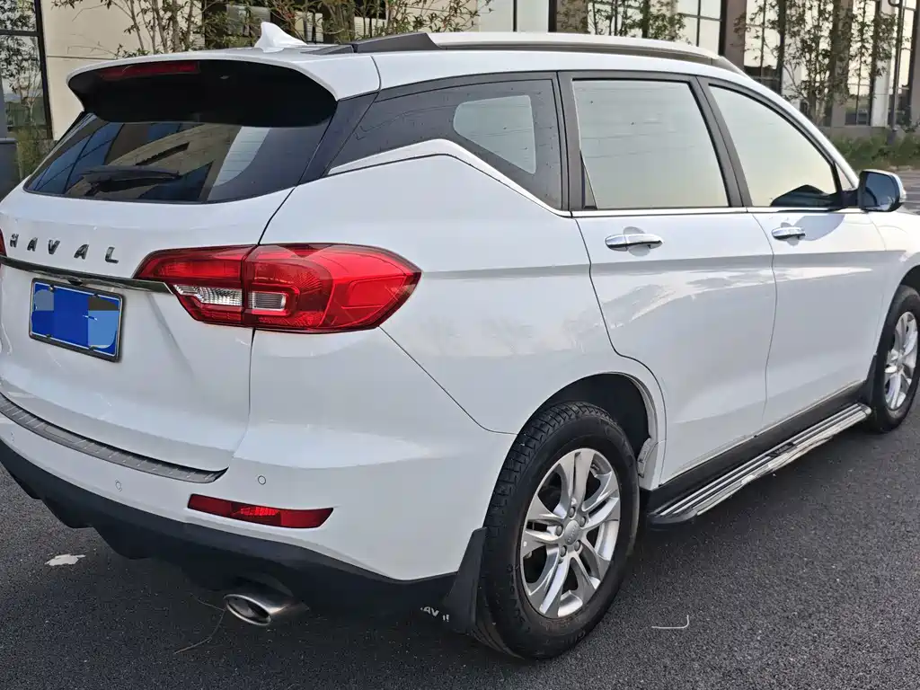 Haval M6 — фото 4