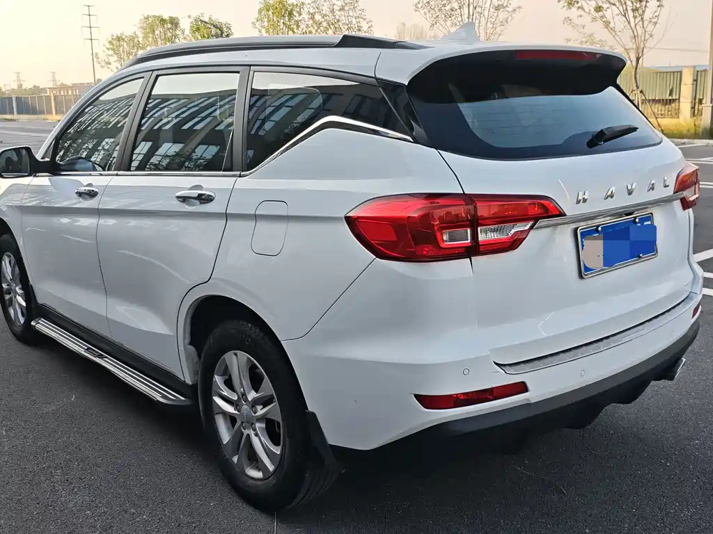 Haval M6 — фото 6