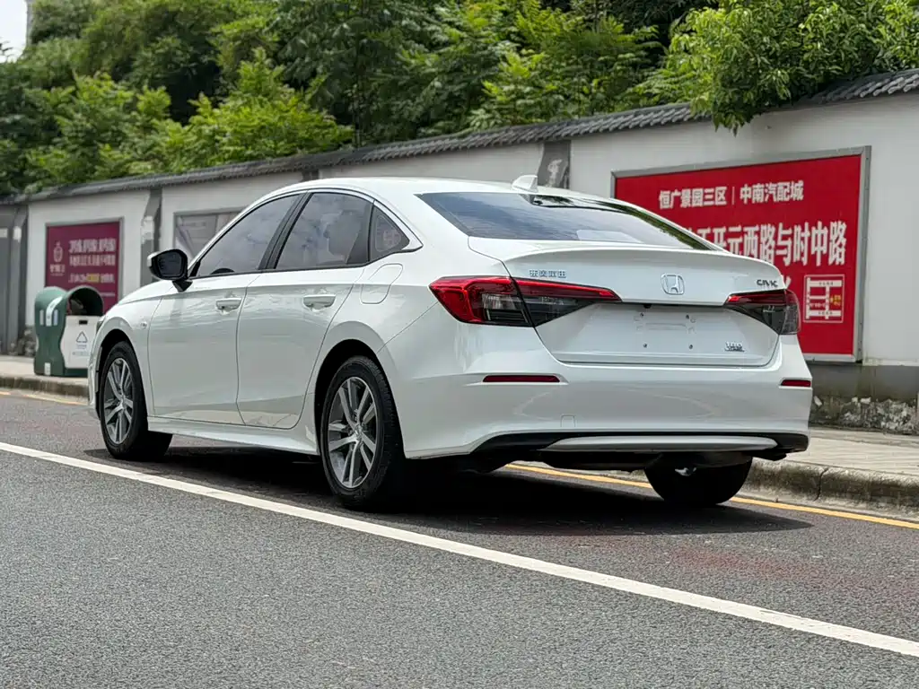 Honda Civic — фото 6