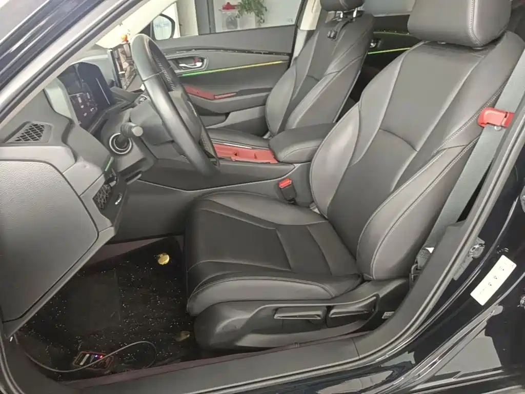 Honda Accord — фото 15