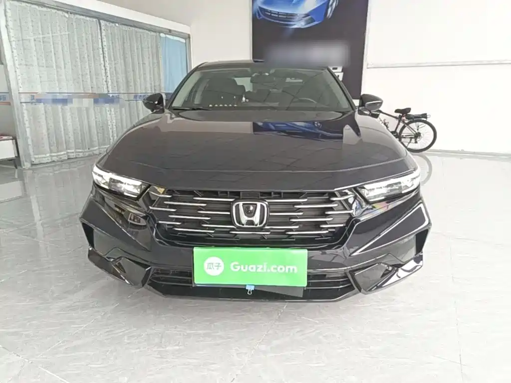 Honda Accord — фото 3