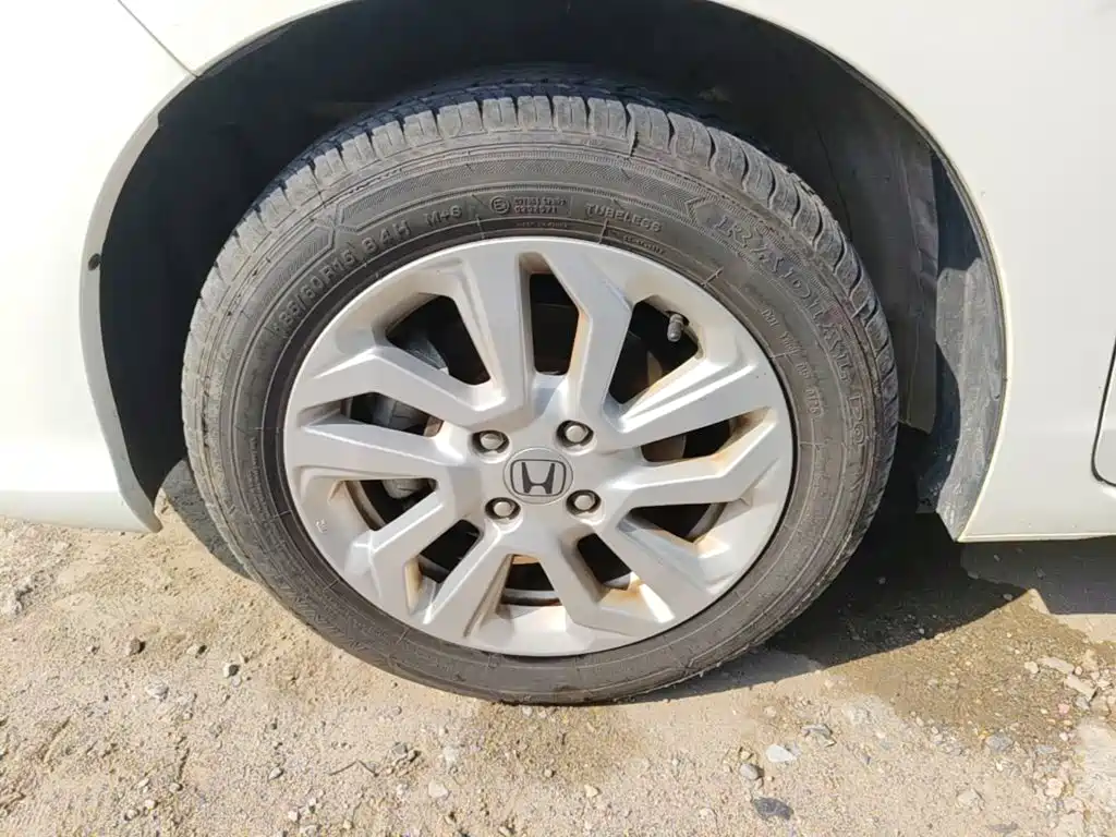 Honda Fit — фото 23