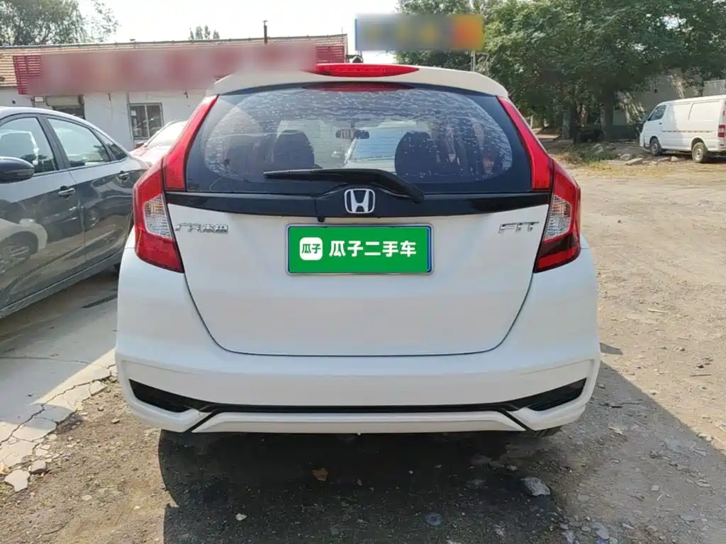 Honda Fit — фото 6