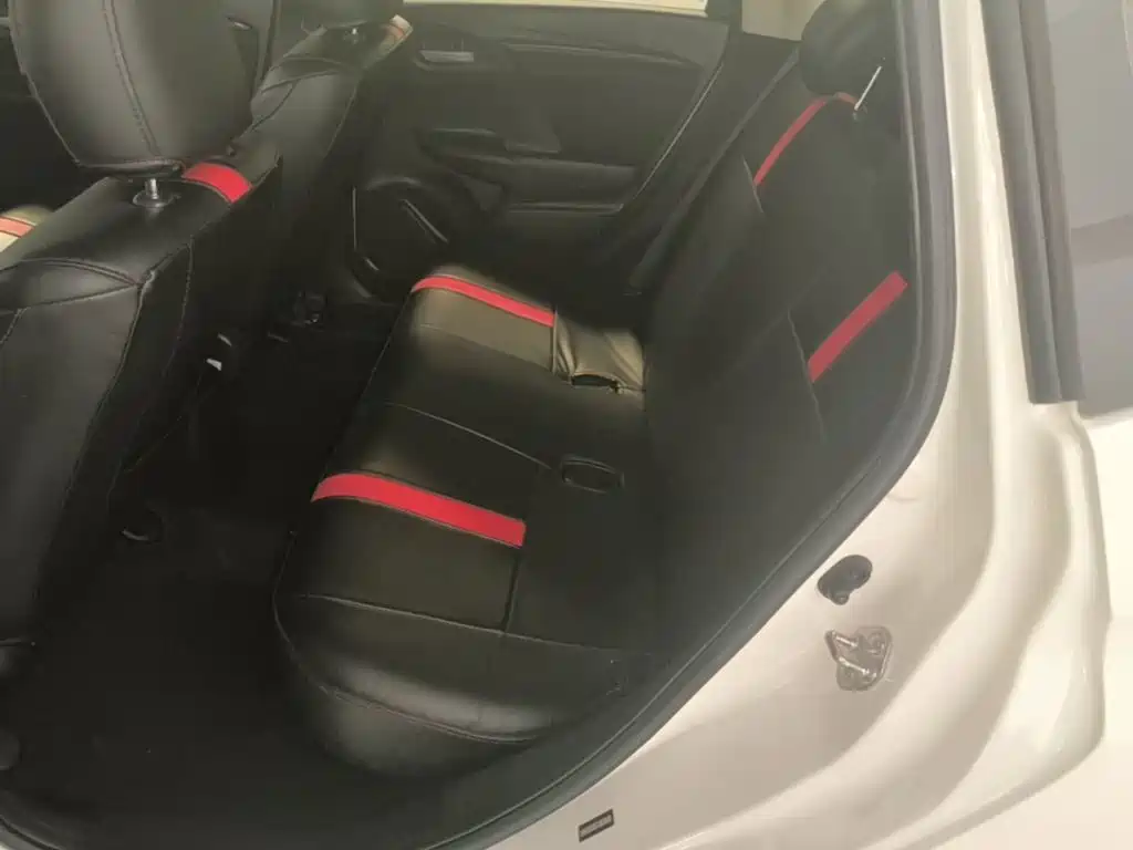 Honda Fit — фото 13
