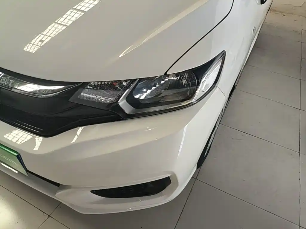 Honda Fit — фото 18