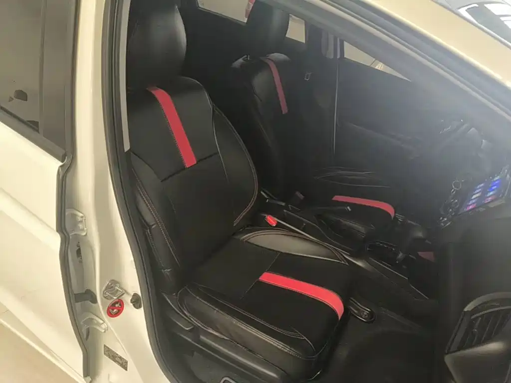 Honda Fit — фото 20
