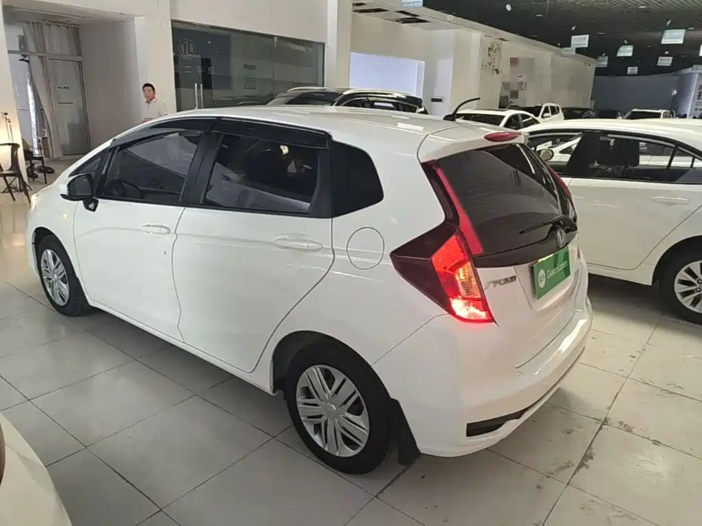 Honda Fit — фото 23
