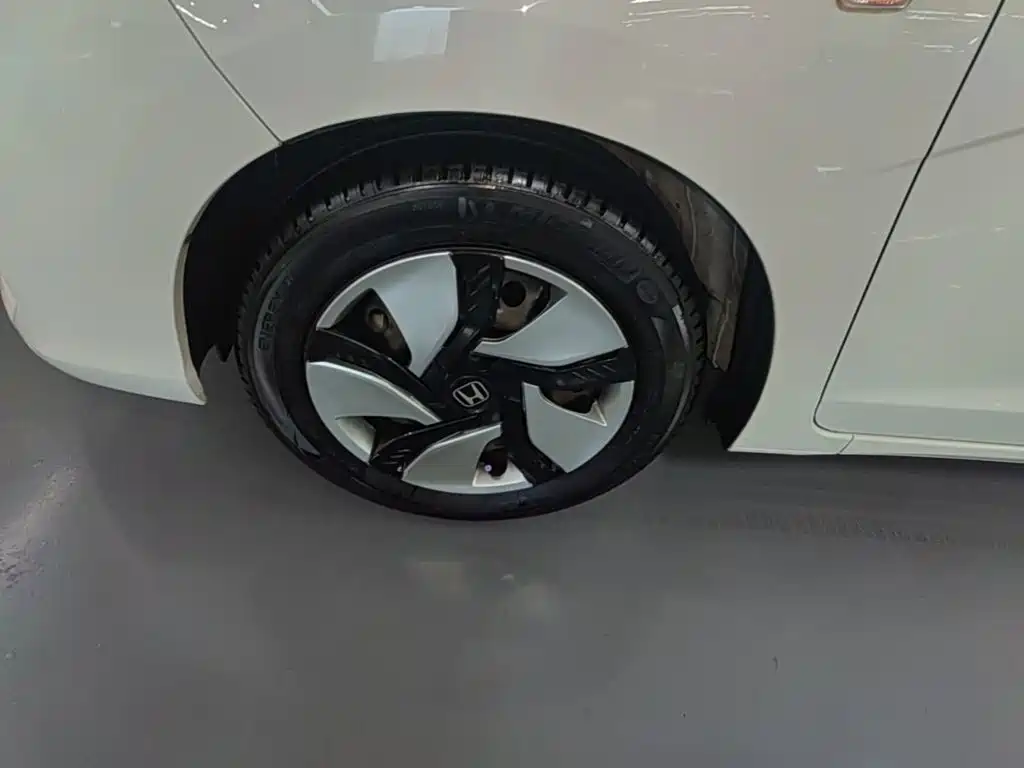 Honda Fit — фото 23