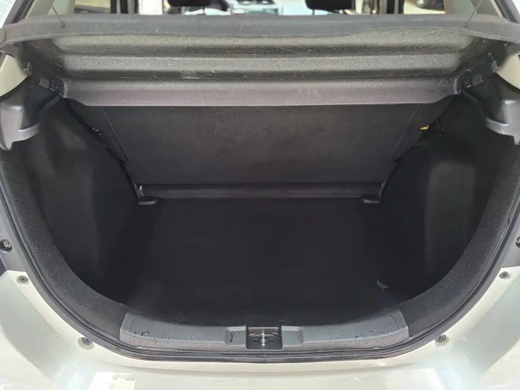 Honda Fit — фото 17