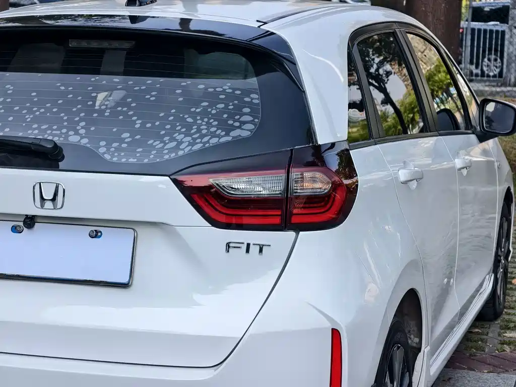 Honda Fit — фото 18