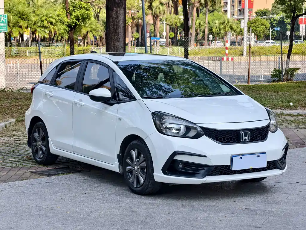 Honda Fit — фото 3