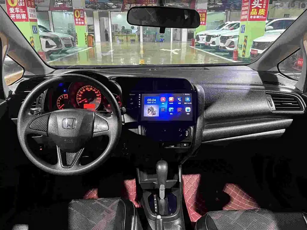 Honda Fit — фото 5