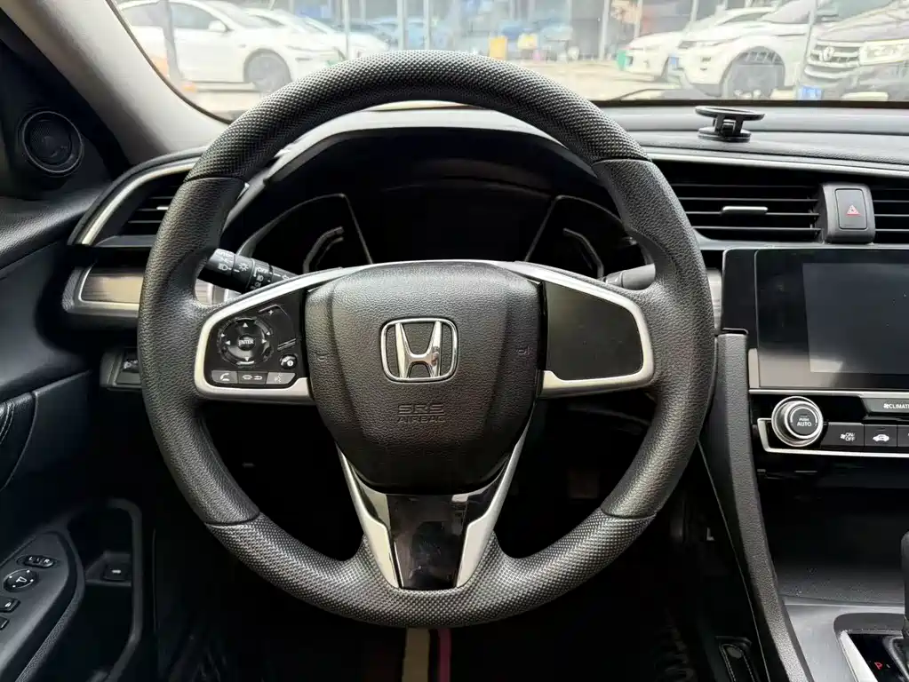 Honda Civic — фото 13
