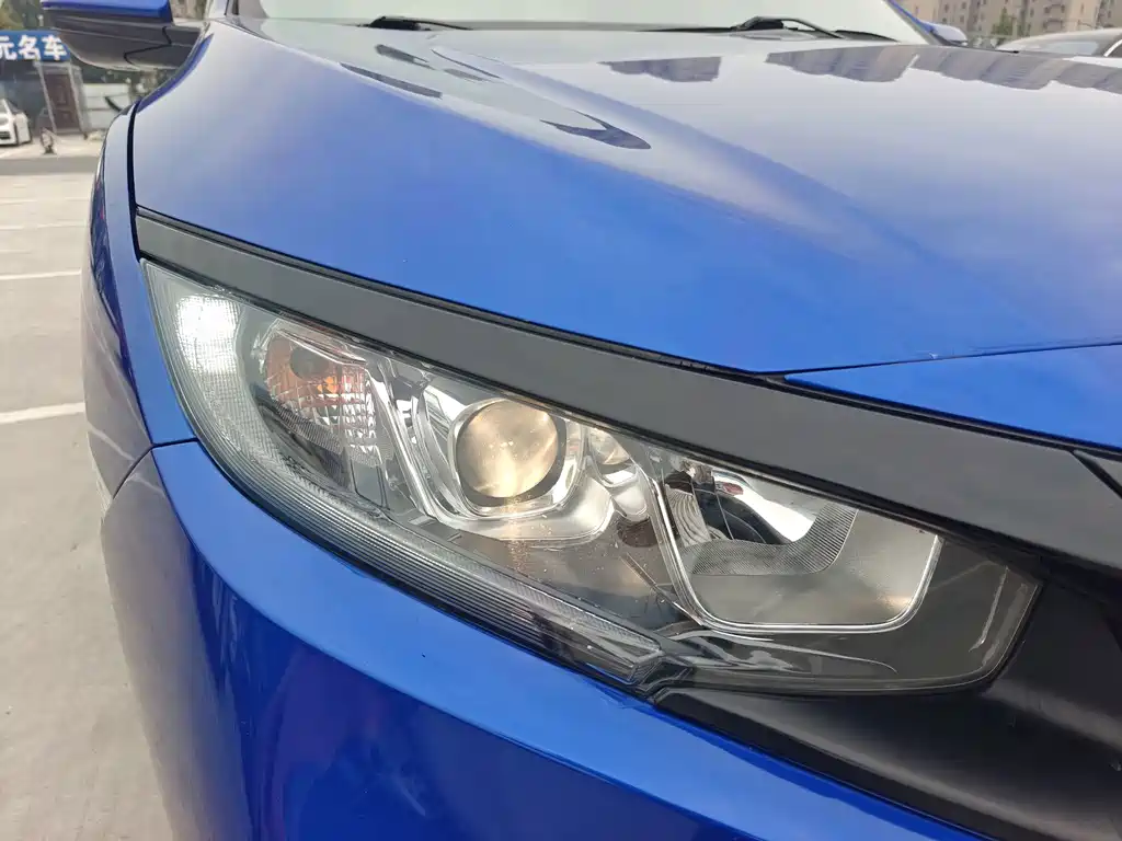 Honda Civic — фото 17