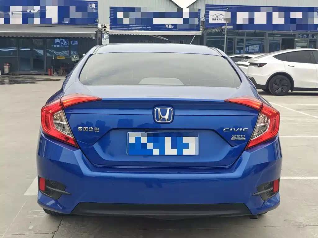Honda Civic — фото 4