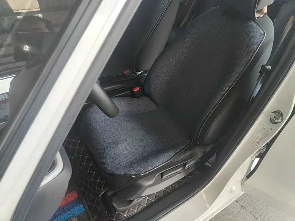 Honda Fit — фото 15