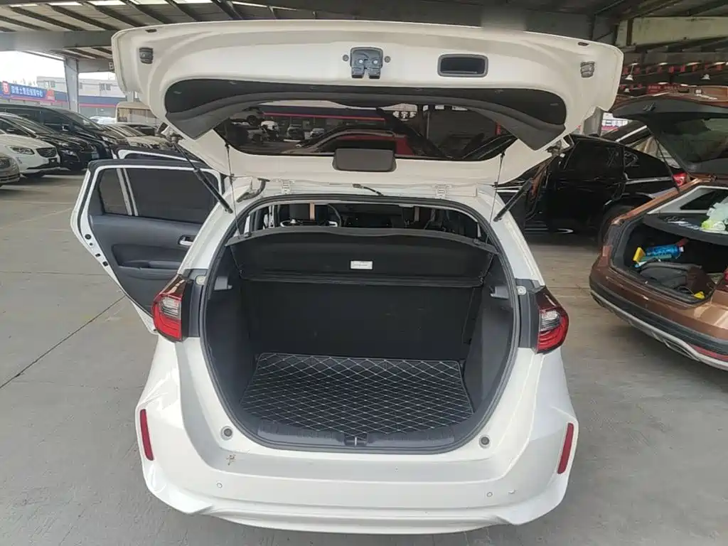 Honda Fit — фото 19