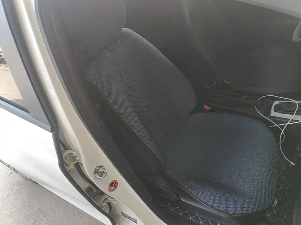 Honda Fit — фото 25