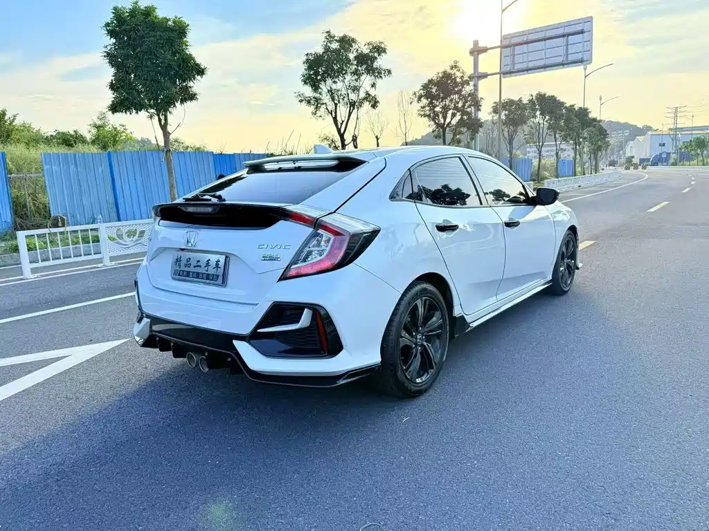 Honda Civic — фото 6