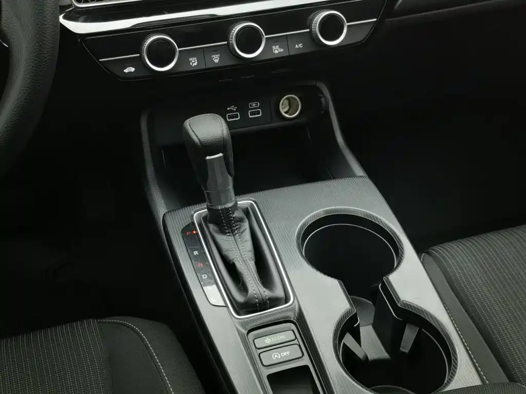 Honda Civic — фото 13