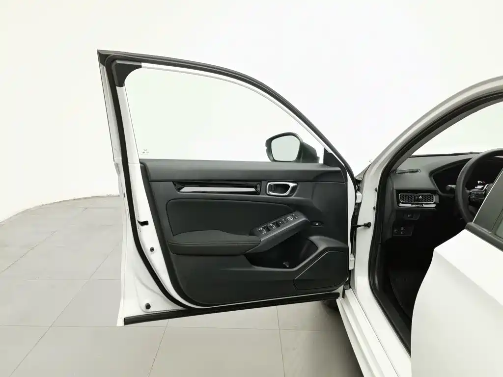 Honda Civic — фото 8