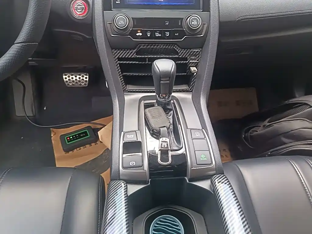 Honda Civic — фото 14