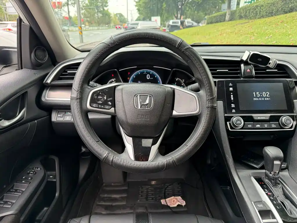 Honda Civic — фото 14