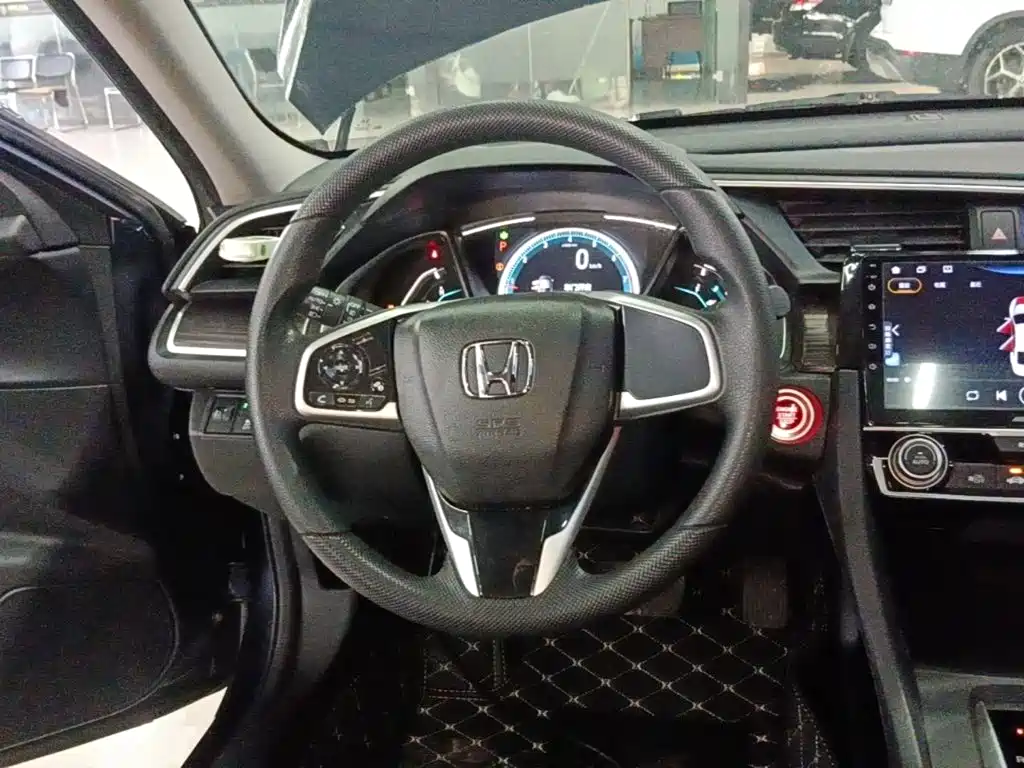 Honda Civic — фото 11